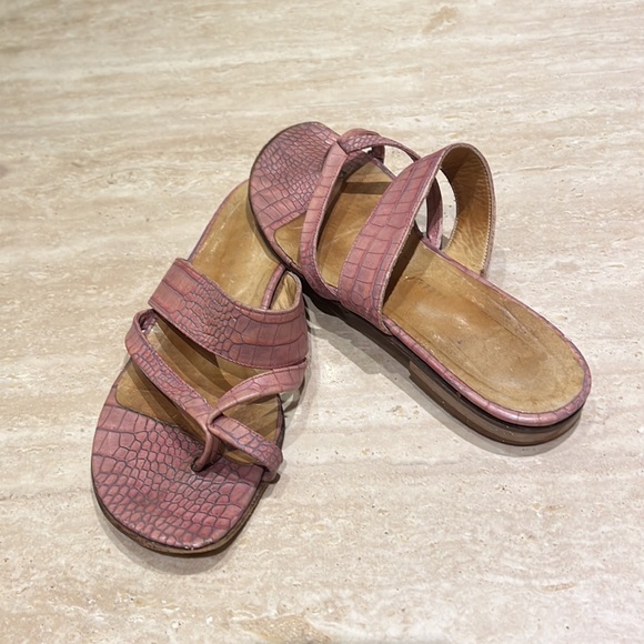 Bettye Muller slip on leather Sandals. Size 6 - Picture 1 of 6
